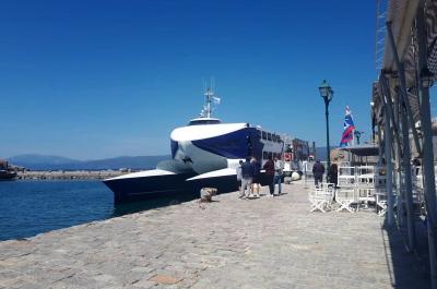 Δοκιμαστικός πλους  για το Speed Cat I που κατέφτασε στο λιμάνι της Ύδρας - Σύντομα η δρομολόγησή του