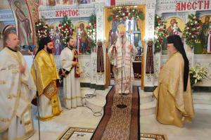 Στο Ίλιο  στο Ναό των Αγίων Μυροφόρων και Νικοδήμου ιερούργησε ο Μητροπολίτης ΕΦΡΑΙΜ