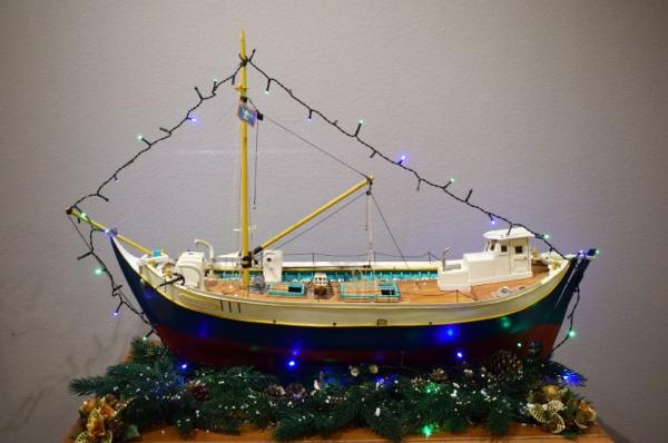 Γιορτινές Ευχές  από το Ιστορικό Αρχείο - Μουσείο Ύδρας