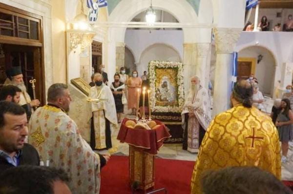 Απόδοση εορτής Κοιμήσεως Θεοτόκου: Τελέστηκε με λαμπρότητα και κατάνυξη η Ιερά Αγρυπνία στον Ι. Καθεδρικό Ναό Ύδρας