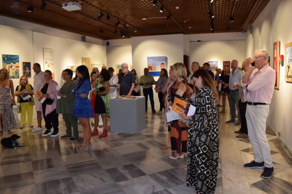 Εγκαινιάστηκε   στο Ιστορικό Αρχείο - Μουσείο Ύδρας, η Έκθεση «Βίος Χρωμάτων» με έργα της εικαστικού ΝΤΟΡΑΣ ΡΙΖΟΥ