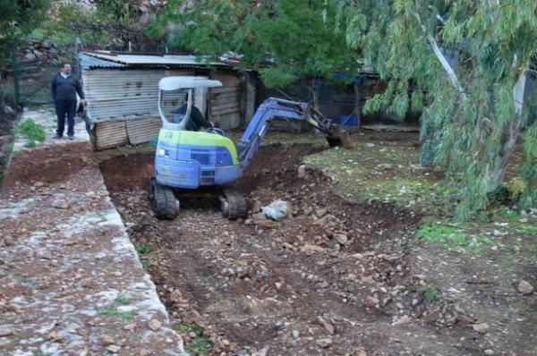 Ξεκίνησαν οι εργασίες καθαρισμού των ρεμάτων της Ύδρας