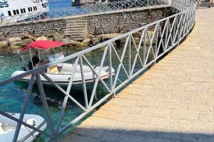 Γιώργος Βούλγαρης,  μέλος του ΔΛΤΥ: "Βάψιμο για τα μάτια του κόσμου; Το λιμάνι σκουριάζει ξανά"