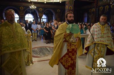 Χειροτονία Πρεσβυτέρου  από τον Μητροπολίτη Ιλίου