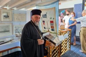 Ο Γ.Α.Ε. Επίτροπος πρωτ. π. Ακίνδυνος Δαρδανός στην πλωτή έκθεση "ΕΠΑΝΑCΥΣΤΑΣΗ" ' 21