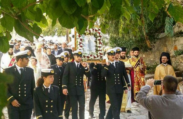 Με λαμπρότητα γιόρτασε η Ύδρα τη μνήμη του Πολιούχου της Αγίου Κωνσταντίνου