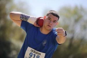 ΘΡΙΑΜΒΟΣ | Πρωτιά στους Πανελλήνιους Αγώνες στη Σφαιροβολία Κ16 από τον Γιώργο Μανόπουλο!