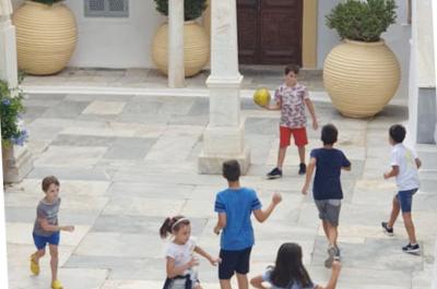 Ξεκινούν και πάλι το Σάββατο 15 Μαΐου οι συναντήσεις των αγοριών Γυμνασίου και Λυκείου Ύδρας στο εντευκτήριο της Ι. Μητροπόλεως