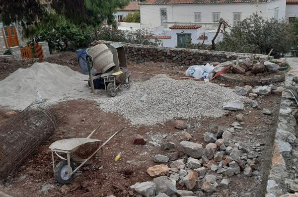 Ξεκίνησε η διαμόρφωση του χώρου για την κατασκευή και της τρίτης παιδικής χαράς