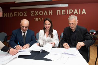 Γ. Μώραλης:  Μπράβο στη Δόμνα, τέτοιους Πειραιώτες θελουμε!