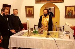 Ξεκίνησε η μελέτη της Αγίας Γραφής με αγιασμό από τον Πρωτοσύγκελλο Αρχιμ π. Νεκτάριο Δαρδανό