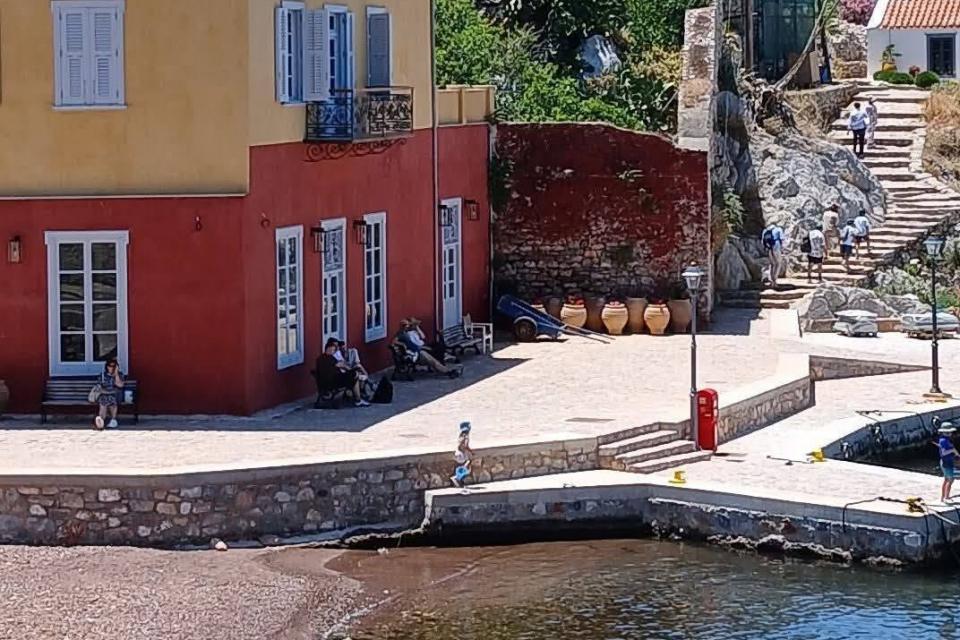 Σε λειτουργία  από σήμερα η θαλάσσια σύνδεση Ύδρα - Καμίνι - Ύδρα