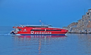 Το Cat2 αποχαιρέτησε το νησί μας