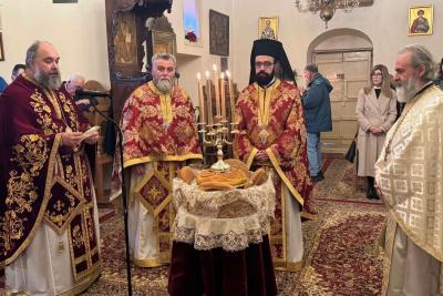 Με λαμπρότητα  ο Όρθρος και η Πανηγυρική Θεία Λειτουργία στην Υπαπαντή του Κυρίου Ύδρας