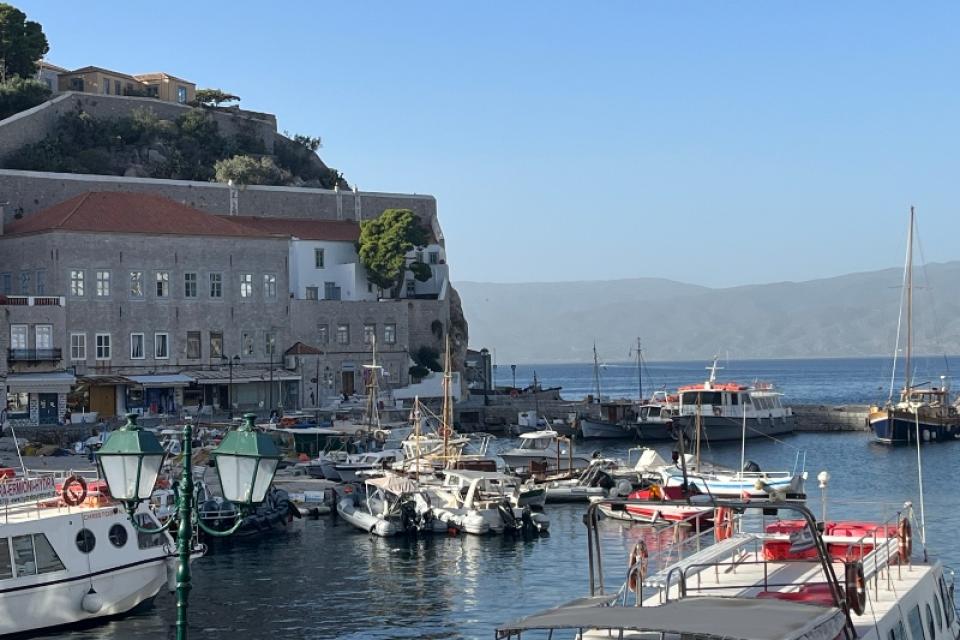Ως τον κορυφαίο τουριστικό προορισμό παγκοσμίως «ψηφίζει» την Ελλάδα σταθερά η αμερικανική αγορά