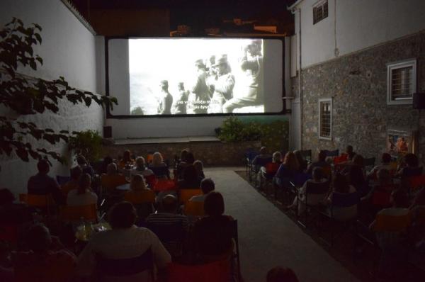 ΙΑΜΥ:   Από την προβολή του ντοκιμαντέρ της Μαρίας Ηλιού «Σμύρνη, η καταστροφή μιας κοσμοπολίτικης πόλης, 1900-1922»