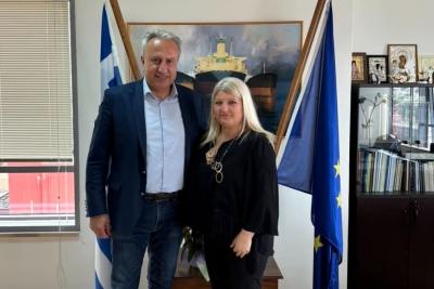 Συνάντηση   της Γεωργίας Γεννιά με τον Αντιπεριφερειάρχη Νήσων Νίκο Παπαγεωργίου