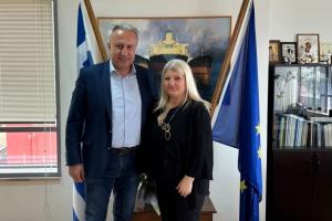 Συνάντηση   της Γεωργίας Γεννιά με τον Αντιπεριφερειάρχη Νήσων Νίκο Παπαγεωργίου