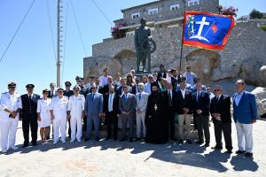 Η Κυριακή  των Μιαουλείων - Δοξολογία και καταθέσεις στεφάνων στον ανδριάντα του Ανδρέα Μιαούλη και την προβλήτα της ΑΕΝ