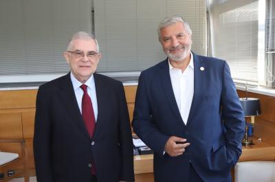 Επίσκεψη Γ. Πατούλη στο Ίδρυμα Ιατροβιολογικών Ερευνών της Ακαδημίας Αθηνών. Συνάντηση με τον Πρόεδρο του Δ.Σ. Λ. Παπαδήμο