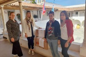 Ολοκληρώθηκε η δράση προσφοράς σχολικών ειδών του Κοινωνικού Παντοπωλείου και του «Βοήθεια στο Σπίτι» του Δήμου Ύδρας