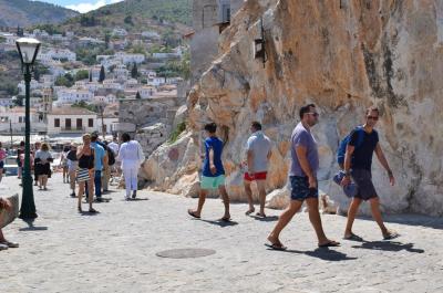 Η Ελλάδα  στο πολυσέλιδο αφιέρωμα της Bild am Sonntag για τις καλοκαιρινές διακοπές