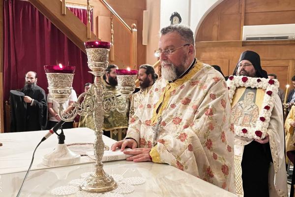 Ο Γεν. Αρχιερατικός Επίτροπος Πρωτ. Ακίνδυνος Δαρδανός γράφει για την παγκόσμια ακτινοβολία του Αγίου Νεκταρίου