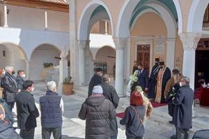 Τελέστηκε σήμερα  στην Ύδρα στον Ι. Καθεδρικό Ναό η εξόδιος ακολουθία του Δημήτρη Κοντομηνά