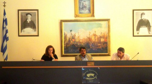 Επίσκεψη Αντιπεριφερειάρχη στη Σαλαμίνα και σύσκεψη για τις λαϊκές αγορές