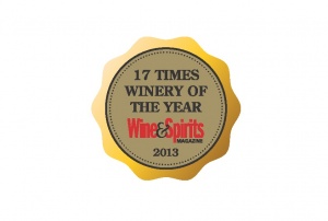 Για 17η χρονιά η εταιρία ΜΠΟΥΤΑΡΗ βραβεύεται με τον τίτλο "Οινοποιείο της χρονιάς"