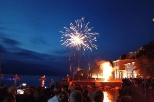 Ευχαριστήριο   της Αντιδημάρχου Πολιτισμού Μαίρης Κάτσικα προς όλους τους συντελεστές του εθίμου της καύσης του Ιούδα