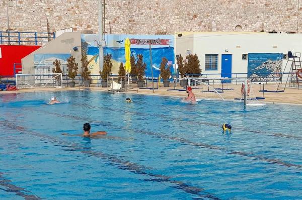 Ο Υδραϊκός ξεκίνησε τις προπονήσεις του στο Δημοτικό Κολυμβητήριο Καστέλλας