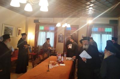 Yπό την Προεδρία του Μητροπολίτη ΕΦΡΑΙΜ, η Τοπική Ιερατική Σύναξη των πατέρων της Αίγινας