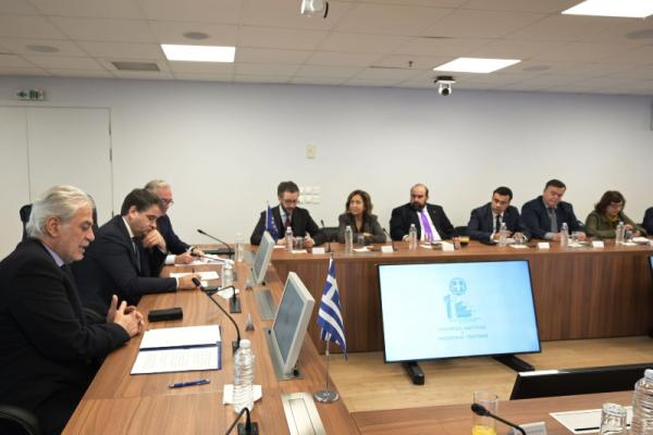 Συνάντηση εργασίας  του Δημάρχου Ύδρας Γ. Κουκουδάκη με τον Εκτελεστικό Αντιπρόεδρο της Ευρωπαϊκής Επιτροπής Raffaele Fitto