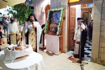 Με ιδιαίτερη λαμπρότητα οι εκδηλώσεις για τον εορτασμό της μετακομιδής των λειψάνων του Αγίου Διονυσίου στο Νοσοκομείο της Αίγινας
