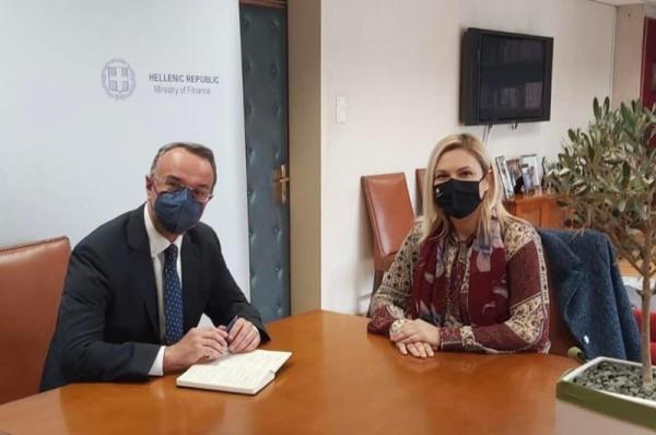 Συνάντηση   με τον Υπουργό Οικονομικών Χρ. Σταϊκούρα είχε η Αντιπεριφερειάρχης Νήσων Βάσω Θεοδωρακοπούλου Μπόγρη