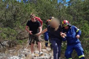 Εθελοντικό Πυροσβεστικό Κλιμάκιο Ύδρας: Ανεύρεση αποπροσανατολισμένου ατόμου σε δύσβατη περιοχή στη νοτιοδυτική πλευρά του νησιού