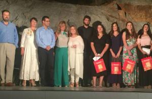 Δόθηκαν στους αριστούχους της Ύδρας κατά τις Πανελλήνιες τα χρηματικά βραβεία αριστείας «ΠΑΠΑΔΟΠΟΥΛΟΥ»