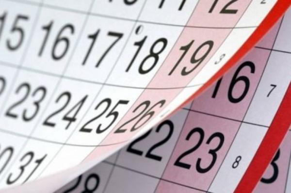 Πρωτοχρονιά   και αργίες 2022: Πότε πέφτει Πάσχα, Καθαρά Δευτέρα, Αγίου Πνεύματος