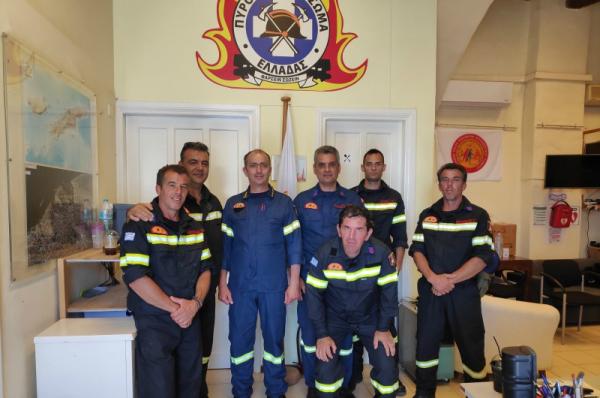 Ο Διοικητής Π.Υ.Ν. Αργολίδας, Πύραρχος Κων. Καλαϊτσίδης στο Εθελοντικό Πυροσβεστικό Κλιμάκιο Ύδρας