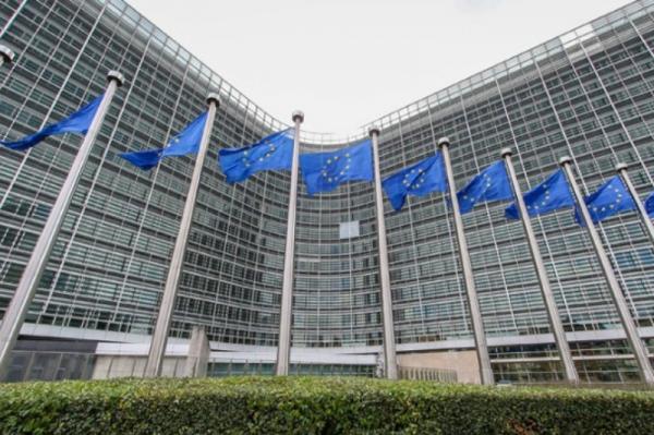 Covid-19: Μέτρα ενίσχυσης της οικονομίας και ειδικό ταμείο 25 δισ. ευρώ αποφάσισαν οι «27»