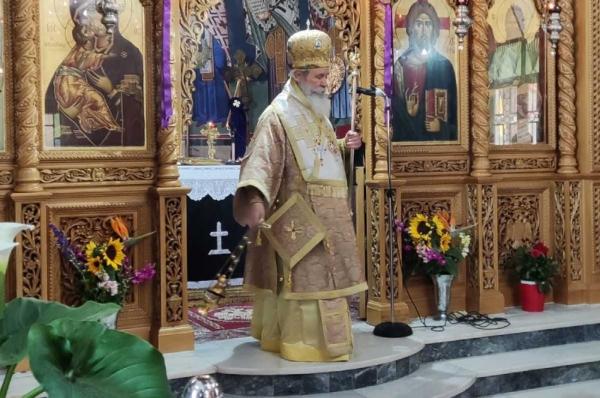 Ο Μητροπολίτης ΕΦΡΑΙΜ ιερούργησε την Μ. ΠΕΜΠΤΗ το πρωί στο χωριό Καλλονή Τροιζηνίας