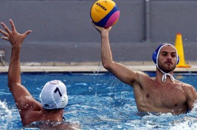 Πήρε φόρα  ο Υδραϊκός, νίκησε και τον ΝΟ Χίου, 13-12 στο ντέρμπι της Γλυφάδας