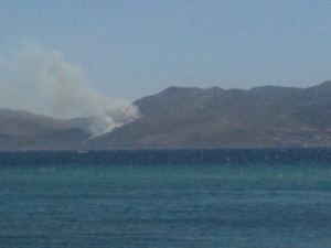 Σε εξέλιξη πυρκαγιά στην περιοχή Μανδρακίου Ύδρας