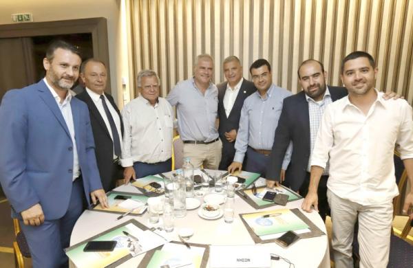 Συνάντηση Γ. Πατούλη με νεοεκλεγέντες και επανεκλεγέντες δημάρχους Αττικής και νησιών