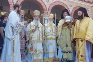 Με λαμπρότητα  ο εορτασμός της ανακομιδής των Τιμίων Λειψάνων του Αγίου Νεκταρίου Αιγίνης του Θαυματουργού