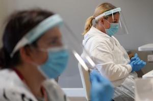 Κορωνοϊός:   Πάνω από 5 εκατομμύρια οι θάνατοι παγκοσμίως