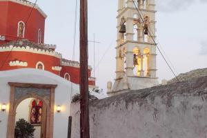 Ο Μητροπολίτης Ύδρας κ. ΕΦΡΑΙΜ θα χοροστατήσει σήμερα στον Ενοριακό Ναό Υπαπαντής στην Ακολουθία της Β' Στάσεως των Χαιρετισμών