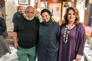 Κοσμοσυρροή στα εγκαίνια της έκθεσης του ΙΑΜΥ με έργα από τη συλλογή του Αλέξη Βερούκα