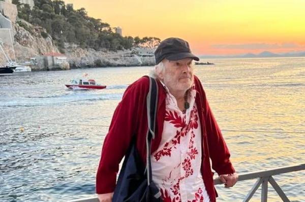 Η αγάπη  του Τζέιμς για την Ύδρα, για μισό αιώνα και πλέον